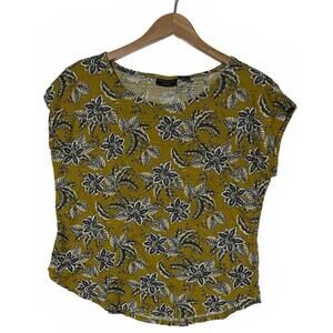 Tahari Women’s Linen Floral Short Sleeve Summer Blouse Lightweight Casual Top